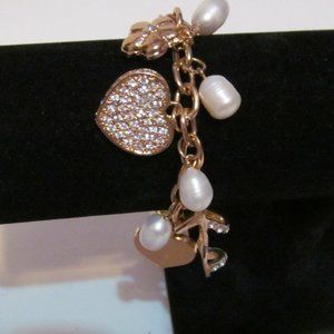 Gold tone charm bracelet fresh water pearls hearts key rhinestones